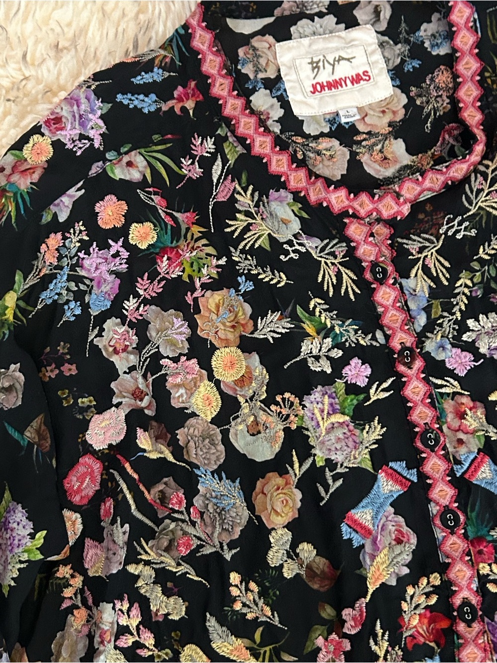 Johnny Was Bridgitte 100% Silk Black Floral Embroidered Relaxed Blouse - Picture 15 of 16